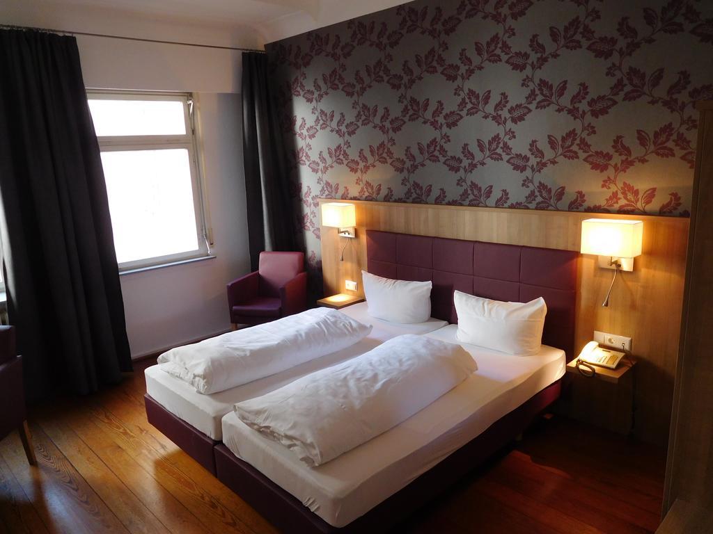 Hotel Am Kornmarkt Heidelberg Extérieur photo